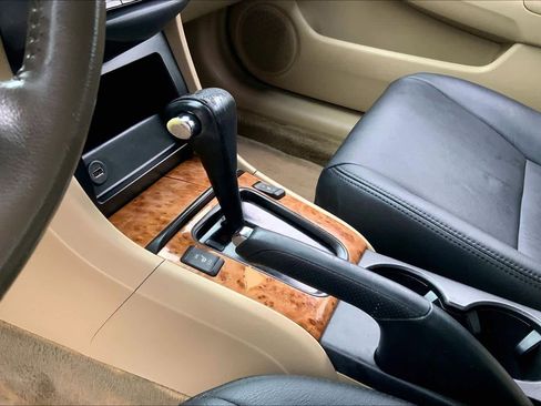 Used 2003 Honda Accord EX image 16