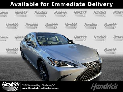 New 2025 Lexus ES 350 w/ Premium Package