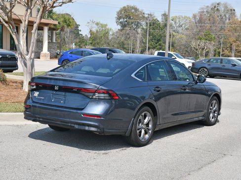 Used 2024 Honda Accord EX image 4