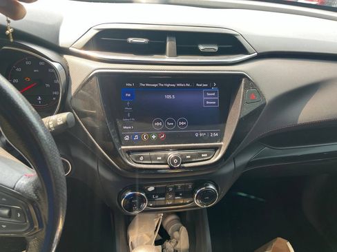Used 2021 Chevrolet TrailBlazer RS w/ Convenience Package FWD image 8