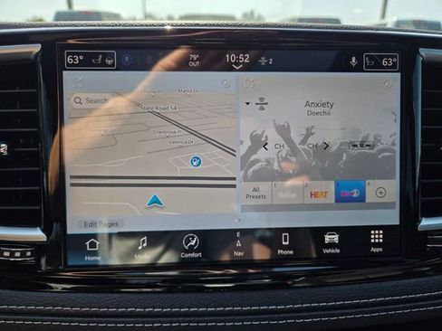 New 2026 Chrysler Pacifica Limited FWD image 25