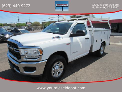 Used 2020 RAM 2500 Tradesman w/ Chrome Appearance Group RWD image 1