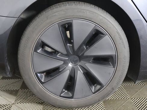 Used 2024 Tesla Model 3 Long Range RWD image 25