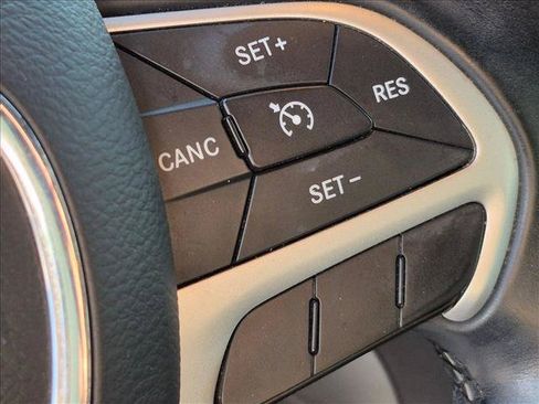 Used 2017 Dodge Durango GT w/ Premium Group AWD/4WD image 15