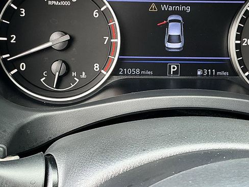 Used 2022 Nissan Altima 2.5 SL FWD image 16