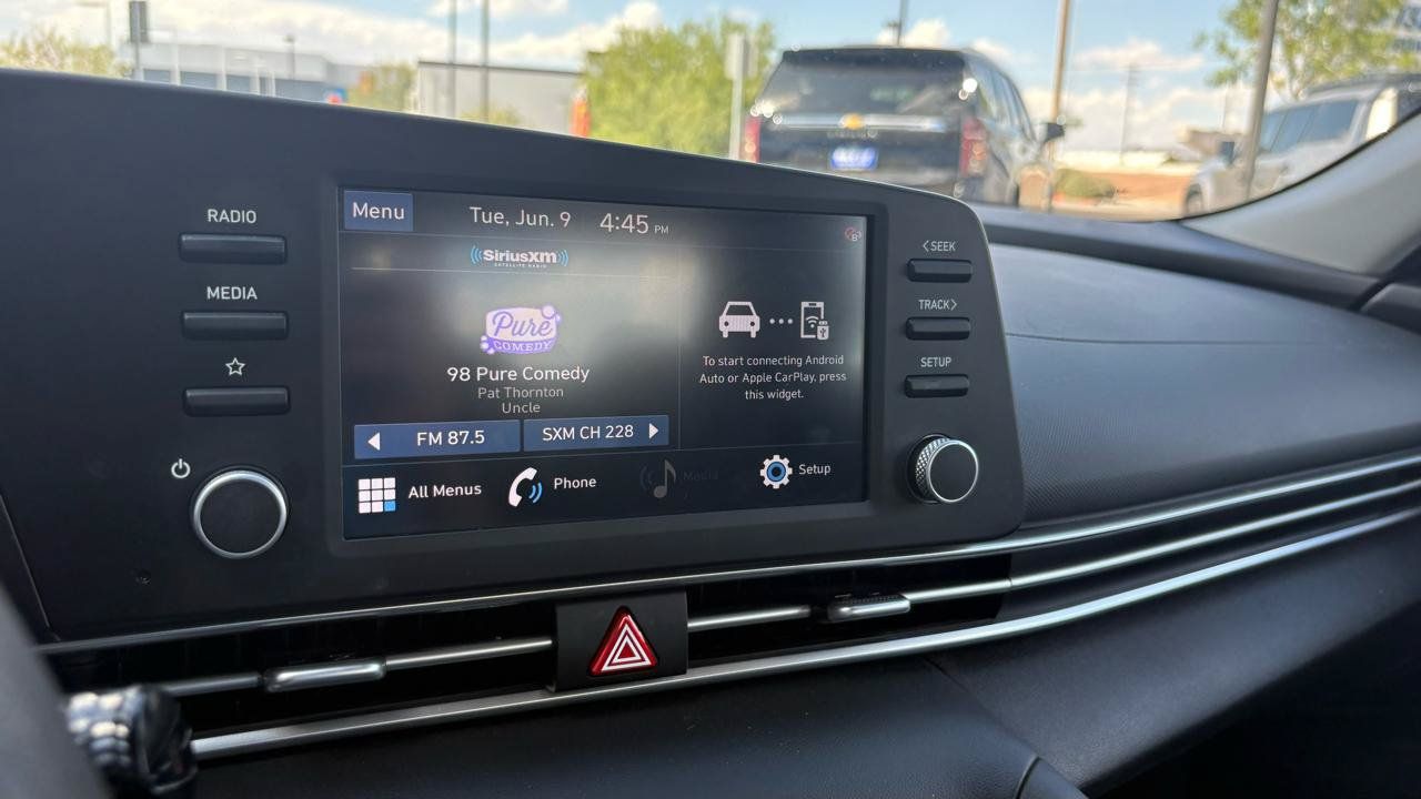 Used 2023 Hyundai Elantra SEL FWD image 21