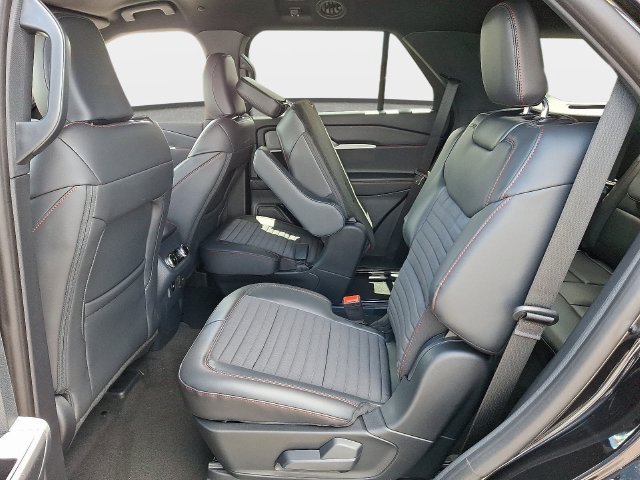 Used 2026 Ford Explorer ST-Line AWD/4WD image 7