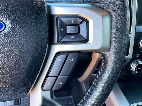 Used 2020 Ford F150 Lariat w/ Equipment Group 502A Luxury AWD/4WD image 22