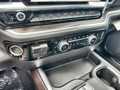 New 2026 GMC Sierra 1500 SLT AWD/4WD image 27