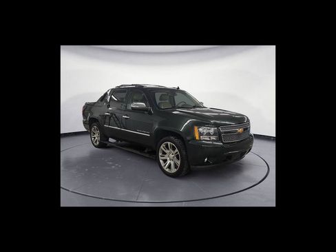 Used 2013 Chevrolet Avalanche LTZ AWD/4WD image 8