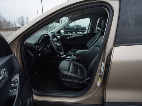 Used 2021 Ford Escape SEL FWD image 10