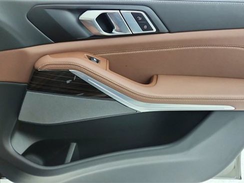 Used 2026 BMW X5 sDrive40i image 23