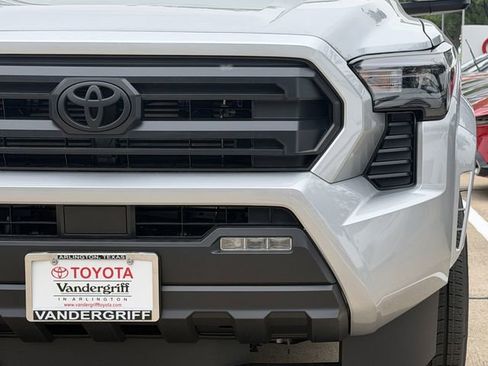 New 2026 Toyota Tacoma SR5 AWD/4WD image 8