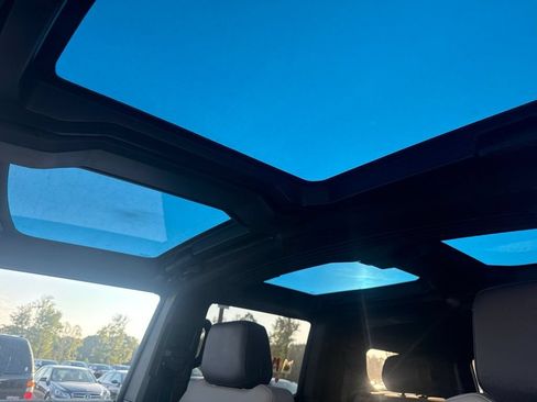 Used 2026 GMC Hummer EV SUV AWD/4WD image 13