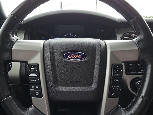 Used 2016 Ford Expedition EL Limited w/ Equipment Group 301A AWD/4WD image 24