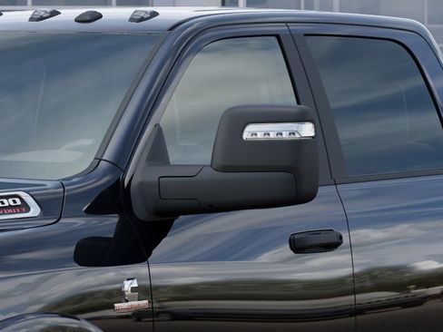New 2025 RAM 3500 Big Horn AWD/4WD image 12