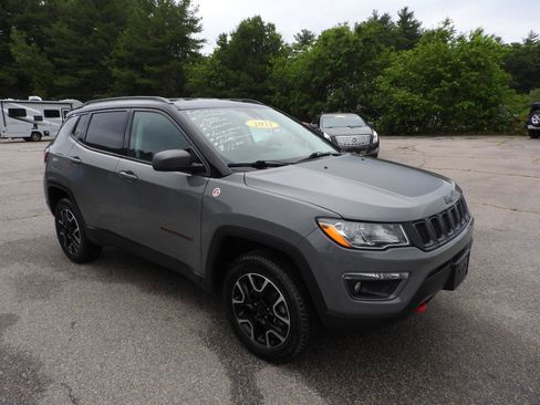 Used 2021 Jeep Compass Trailhawk AWD/4WD image 4