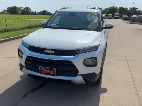 Used 2022 Chevrolet TrailBlazer LT AWD/4WD image 4
