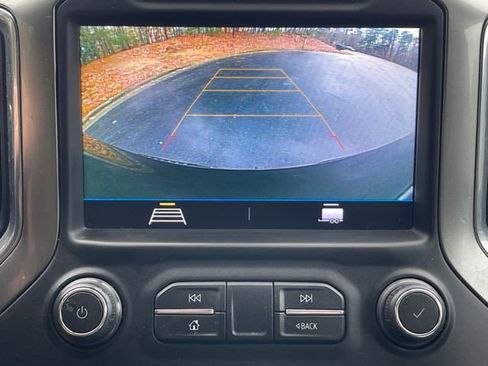 Used 2021 Chevrolet Silverado 1500 LT image 10