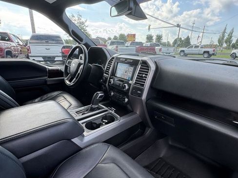 Used 2016 Ford F150 Platinum w/ Equipment Group 701A Luxury AWD/4WD image 26