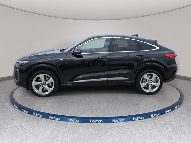 Used 2025 Audi Q5 Premium Plus w/ Premium Plus AWD/4WD image 9