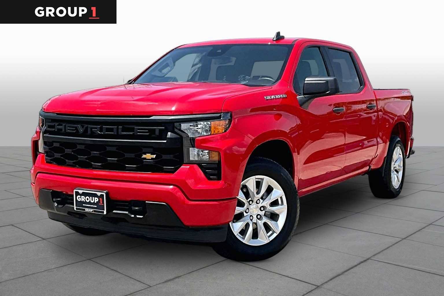 Used 2024 Chevrolet Silverado 1500 Custom AWD/4WD image 1