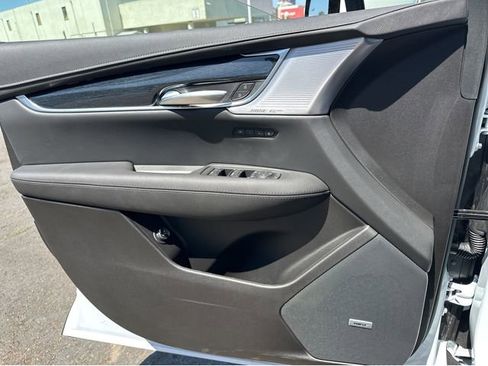 New 2026 Cadillac XT5 Premium Luxury image 5