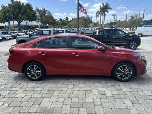 Used 2023 Kia Forte LXS FWD image 15