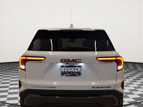 Used 2025 GMC Terrain Elevation AWD/4WD image 11