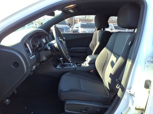 Used 2022 Dodge Charger SXT w/ Blacktop Package image 13