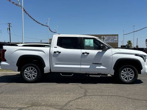 Used 2025 Toyota Tundra SR5 AWD/4WD image 6