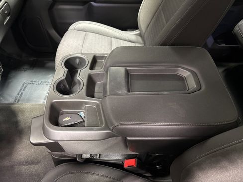 Used 2023 Chevrolet Silverado 1500 Custom image 19