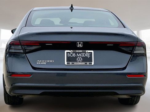 Used 2023 Honda Accord EX image 4