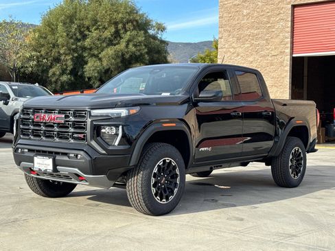 New 2026 GMC Canyon AT4 image 4