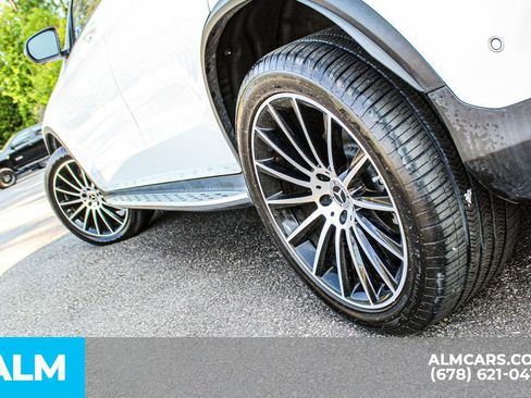 Used 2021 Mercedes-Benz GLC 300 4MATIC Coupe image 14