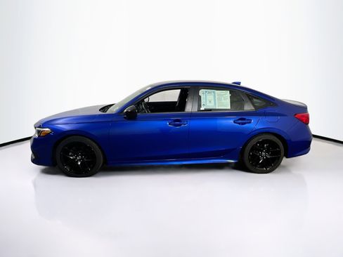 Used 2023 Honda Civic Sport image 8