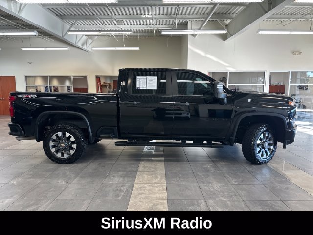 Used 2021 Chevrolet Silverado 2500 Custom w/ Custom Value Package AWD/4WD image 12