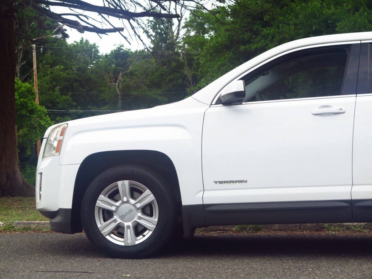 Used 2014 GMC Terrain SLE w/ LPO, Protection Package FWD image 27