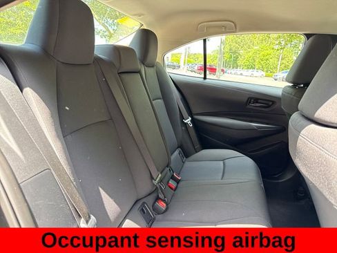Used 2025 Toyota Corolla LE FWD image 24