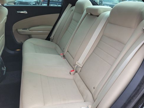 Used 2012 Dodge Charger SE image 6