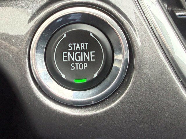 Used 2024 Chevrolet Trax ACTIV w/ Sunroof Package FWD image 22