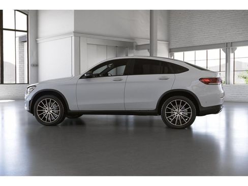 Certified 2023 Mercedes-Benz GLC 300 4MATIC Coupe image 34
