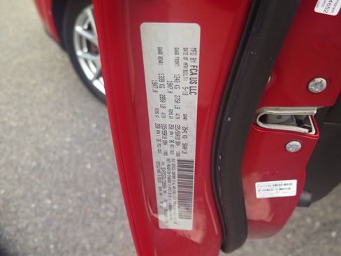 Used 2018 Dodge Journey GT w/ Nav & Sun Group AWD/4WD image 36