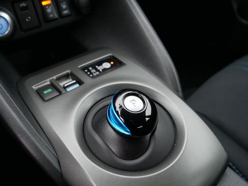 Used 2019 Nissan Leaf S w/ S Charge Package image 24