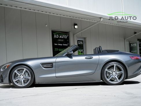 Used 2018 Mercedes-Benz AMG GT Roadster image 5
