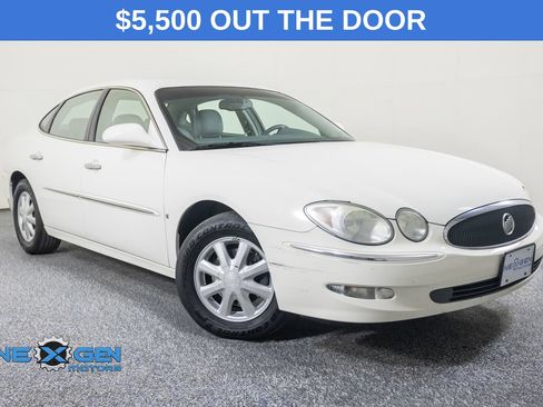 Used 2006 Buick LaCrosse CXL w/ Chrome Appearance Package FWD image 1