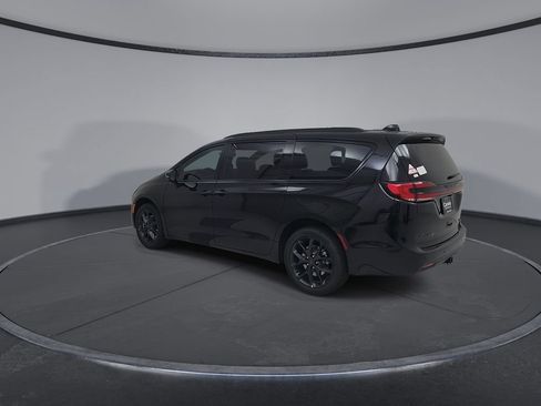 New 2027 Chrysler Pacifica Limited w/ S Appearance Package AWD/4WD image 11