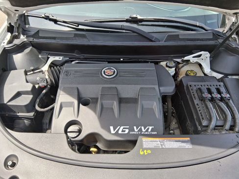 Used 2012 Cadillac SRX FWD image 16