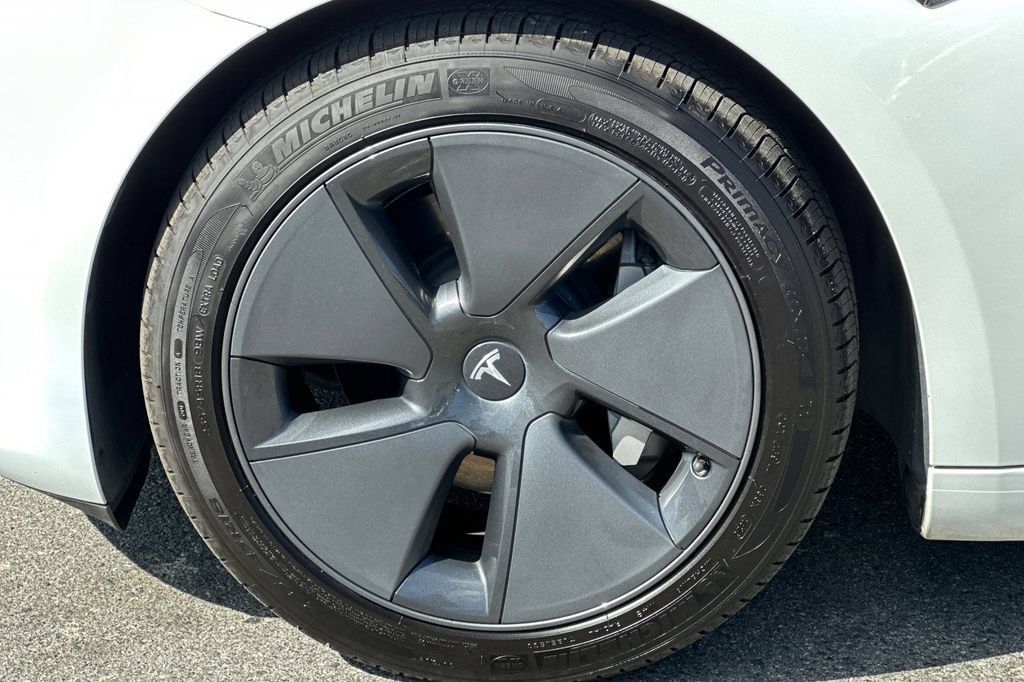 Used 2023 Tesla Model 3 Standard Range RWD image 24