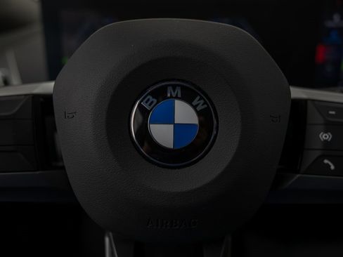 Used 2025 BMW iX M60 image 46